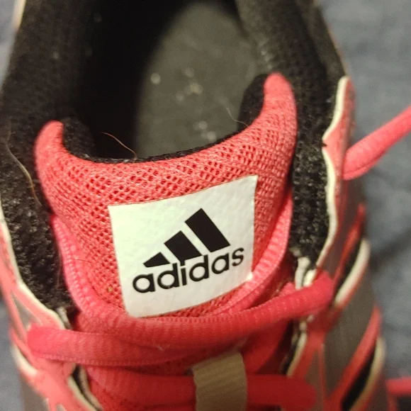 Size 8.5 Adidas sneakers. Pink - Picture 6 of 7
